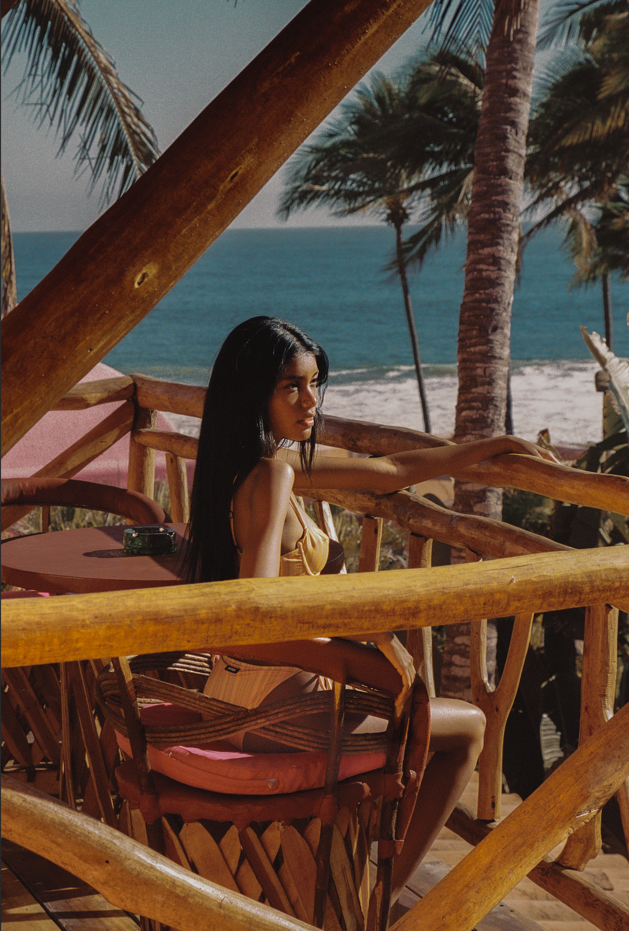 SALTY BUBBLY V. 0257 // TOP